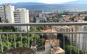 Apartment The City